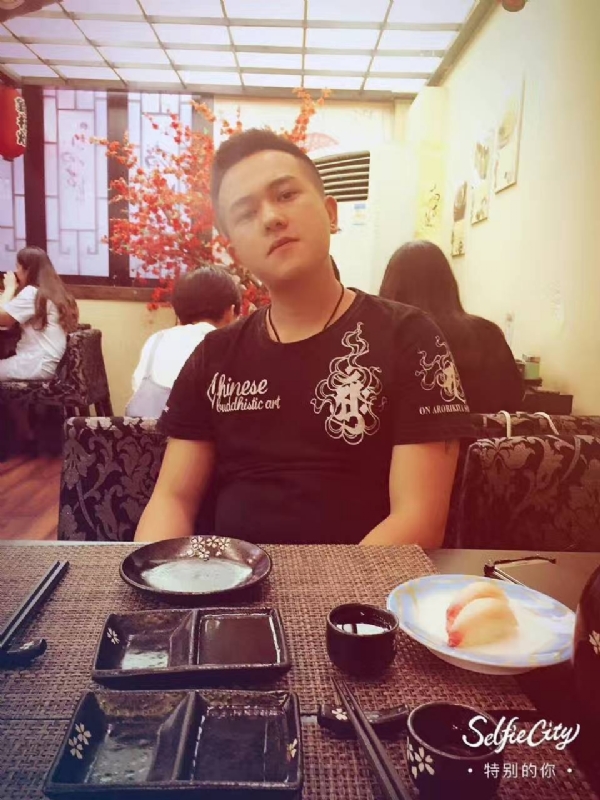 夏天的第四张照片--新竹上门女婿服务网